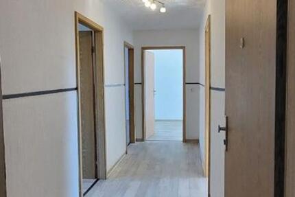 Wohnung Pirmasens Fehrbach - 2 Zimmer, 68 m&sup2;, 480&euro; | Angebot:27545390
