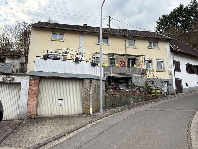 Haus zum Kaufen in Gehrweiler 119.000 € 161 m²