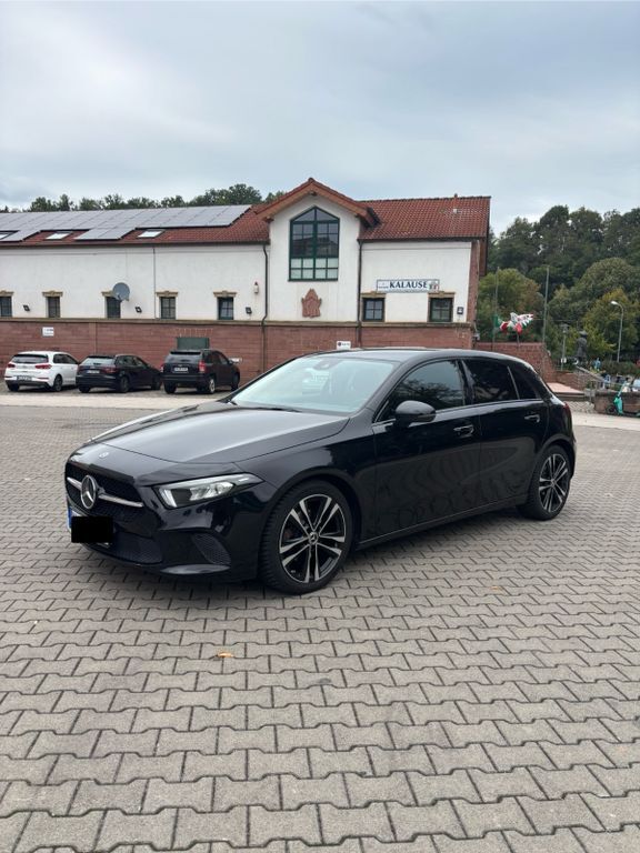 Mercedes-Benz A 180 95.479 km 24.750 € Kaiserslautern 67659