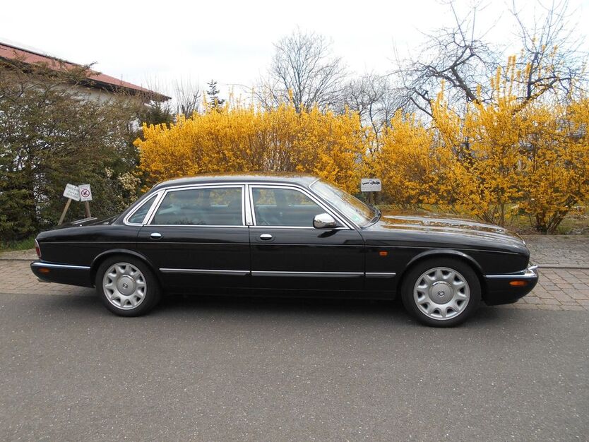 Jaguar Daimler 100.000 km 25.800 € Neustadt 67433