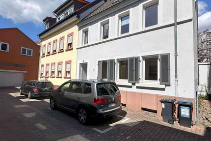 Haus Kaiserslautern Betzenberg - 3 Zimmer, 102 m&sup2;, 990&euro; | Angebot:25931096