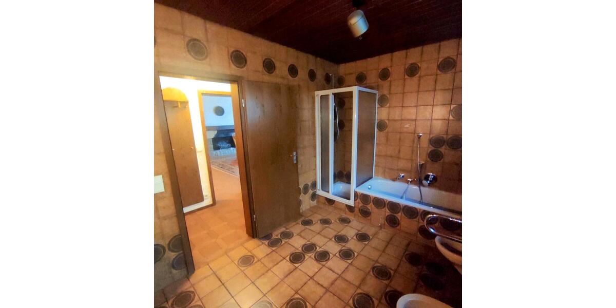 Einfamilienhaus Kaiserslautern Engelshof - 6 Zimmer, 191 m&sup2;, 270.000&euro; | Angebot:26222779