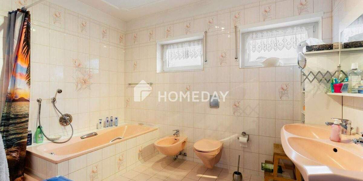 Einfamilienhaus Pirmasens Hengsberg - 7 Zimmer, 183 m&sup2;, 595.000&euro; | Angebot:25684246
