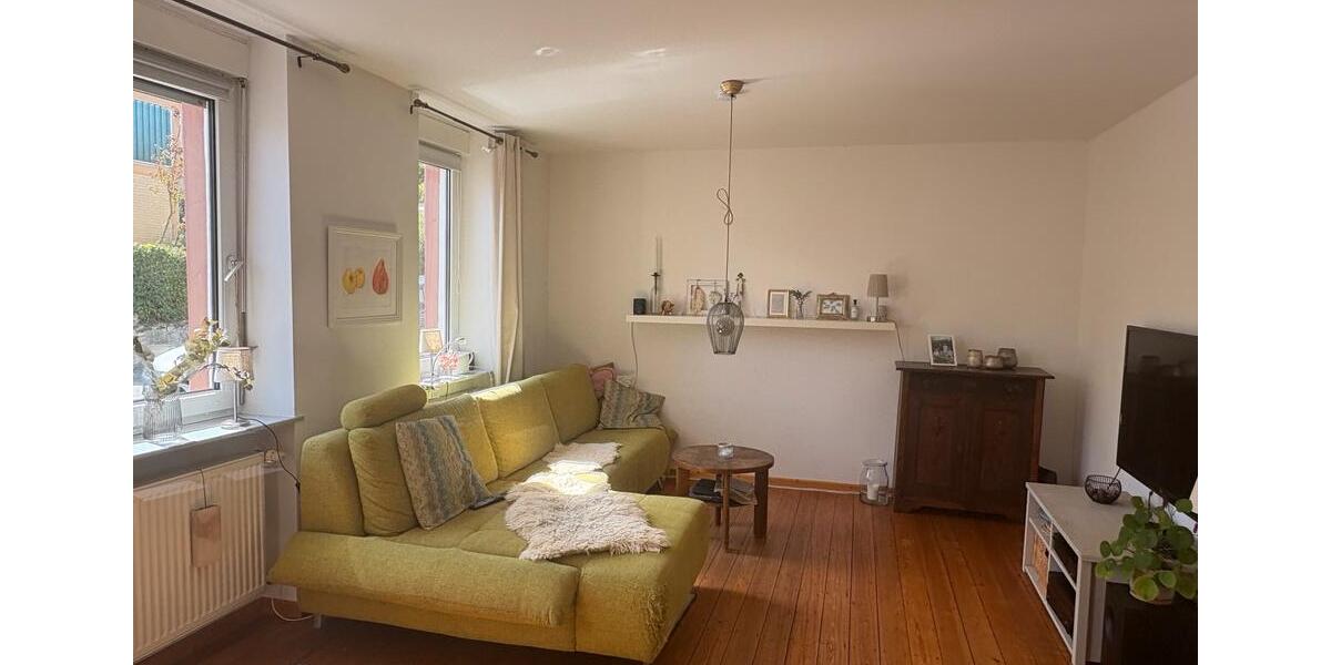 Doppelhaushälfte Bad Dürkheim - 7 Zimmer, 150 m&sup2;, 370.000&euro; | Angebot:25543670