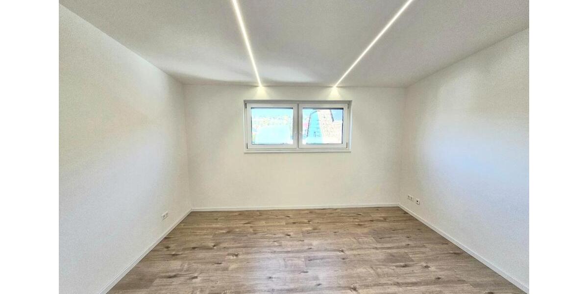 Dachgeschoßwohnung Schönenberg-Kübelberg Kübelberg - 2 Zimmer, 64 m&sup2;, 220.000&euro; | Angebot:25361974