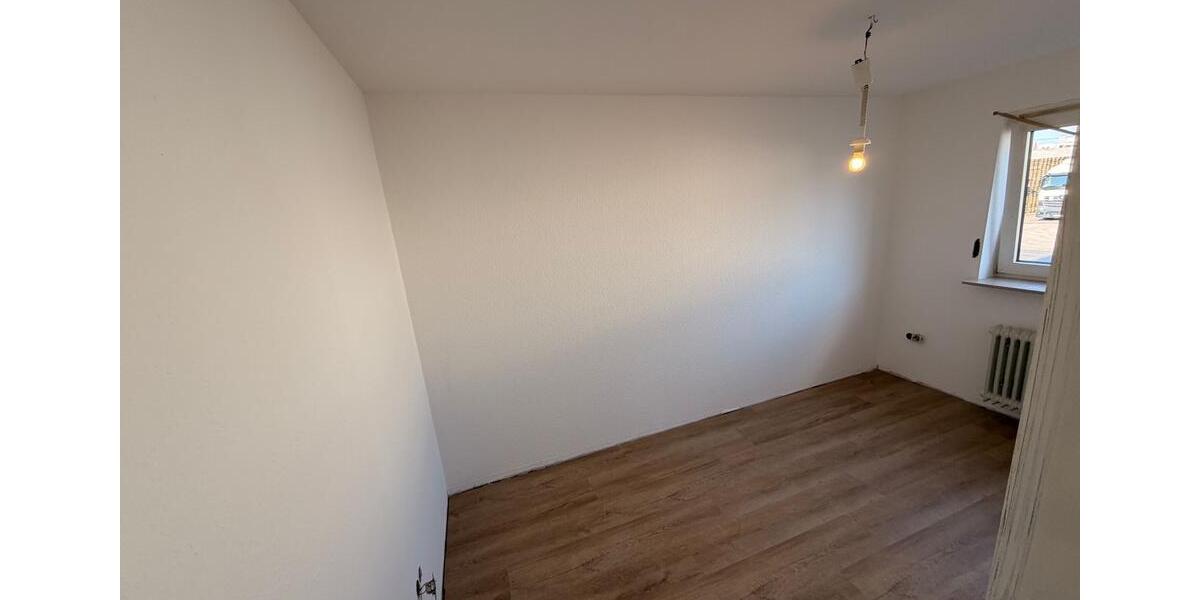 Erdgeschoßwohnung Eisenberg (Pfalz) - 3 Zimmer, 60 m&sup2;, 780&euro; | Angebot:26238656