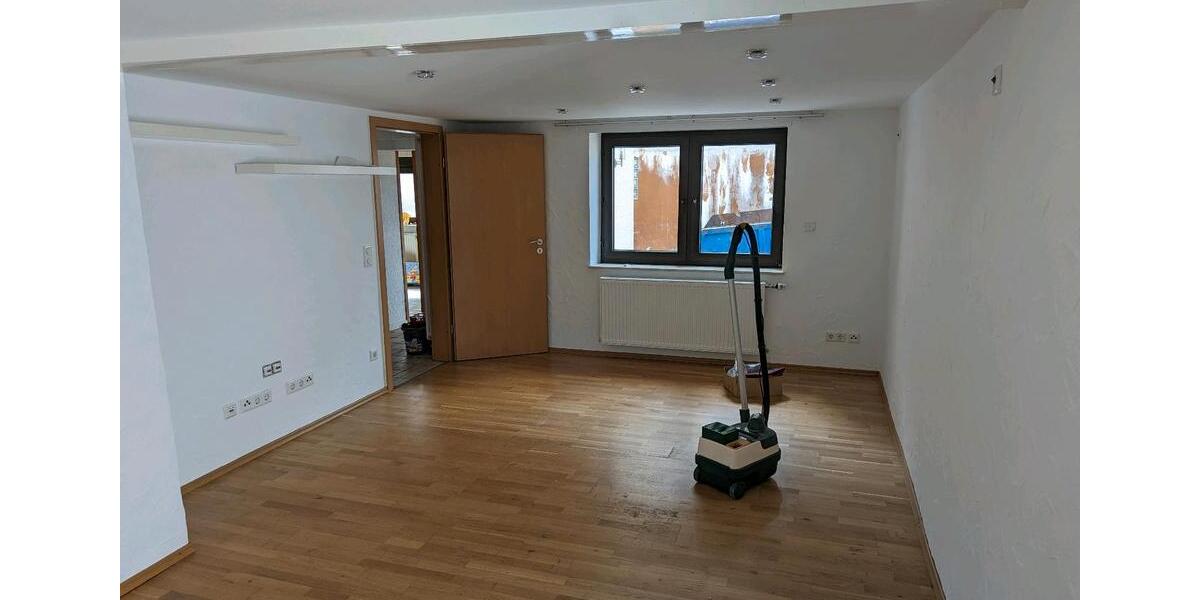 Einfamilienhaus Queidersbach - 6 Zimmer, 136 m&sup2;, 1.400&euro; | Angebot:24755428