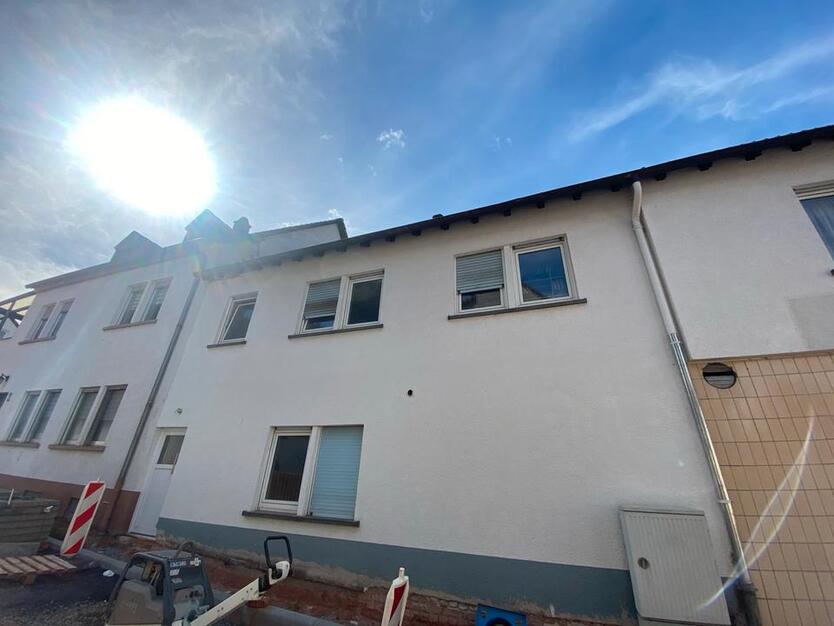 ++ Zweifamilienhaus | 160m2 | Renovierungsbedürftig ++