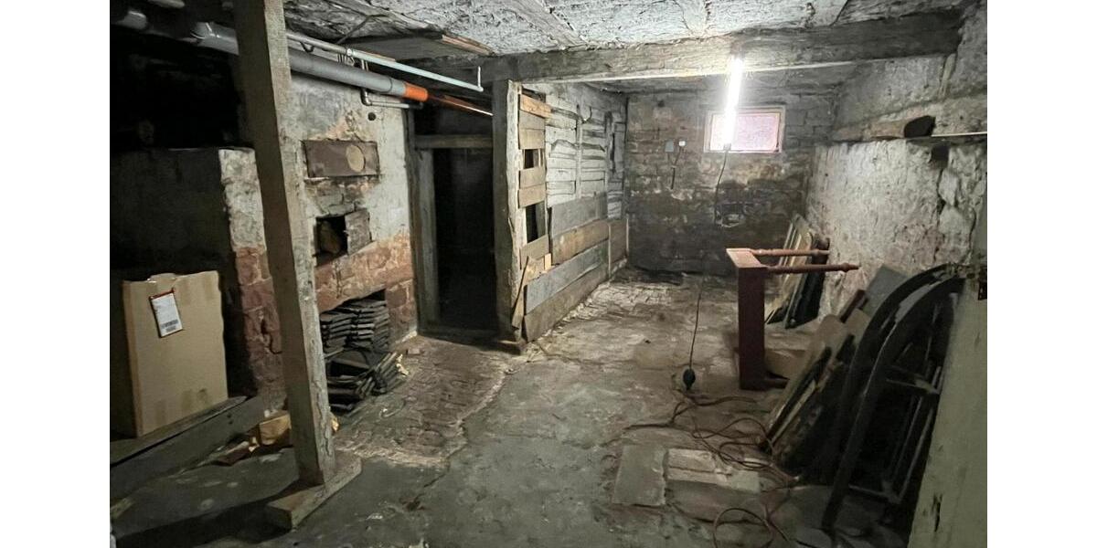 Reihenhaus Lambrecht (Pfalz) - 4.5 Zimmer, 100 m&sup2;, 80.000&euro; | Angebot:26640928