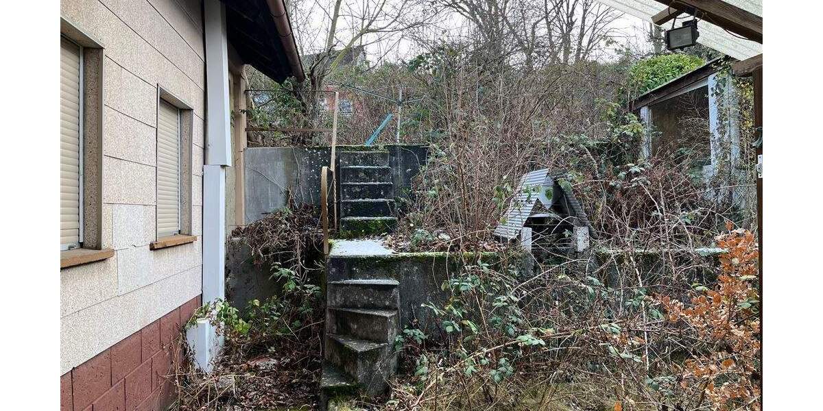 Mehrfamilienhaus, Wohnhaus Kaiserslautern Innenstadt - 5 Zimmer, 120 m&sup2;, 125.000&euro; | Angebot:25666143