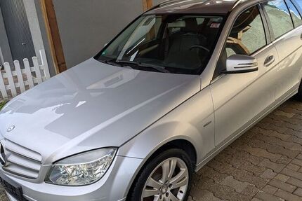 Mercedes C 200