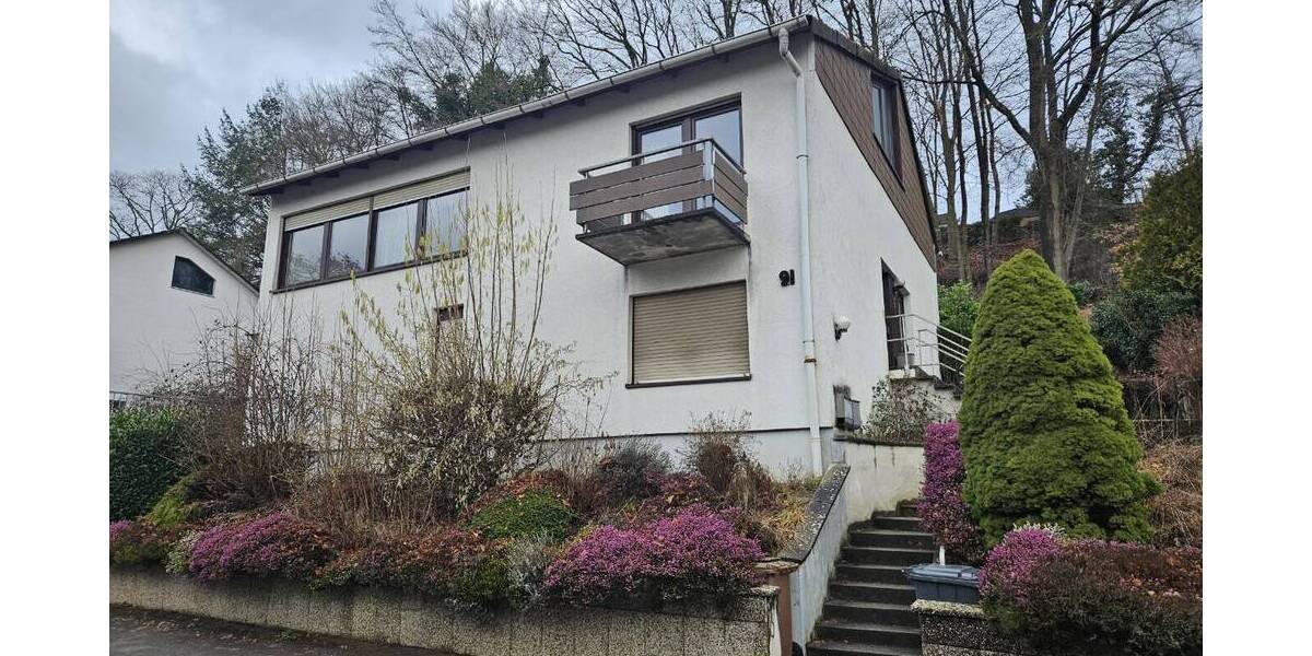 Mehrfamilienhaus, Wohnhaus Kaiserslautern Innenstadt - 5 Zimmer, 210 m&sup2;, 243.000&euro; | Angebot:26161159