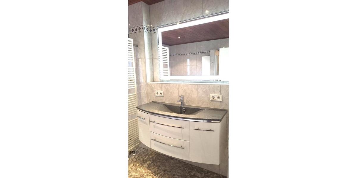 Erdgeschoßwohnung Rockenhausen - 3 Zimmer, 142 m&sup2;, 1.590&euro; | Angebot:26594466