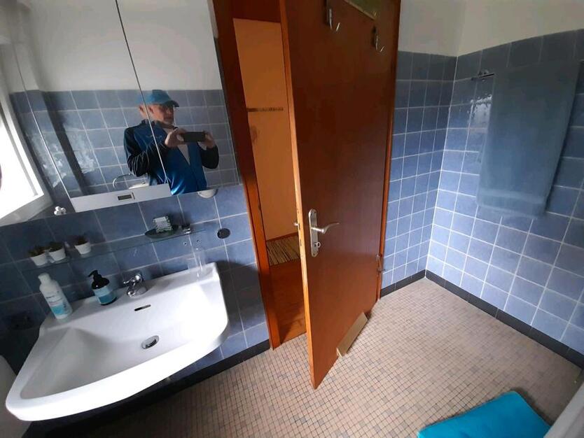 Mehrfamilienhaus freistehend mit großem Grundstück + Ladenlokal
