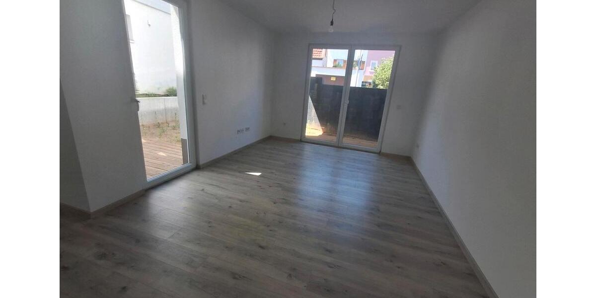 Terrassenwohnung Eisenberg (Pfalz) - 2 Zimmer, 75 m&sup2;, 1.250&euro; | Angebot:26030652