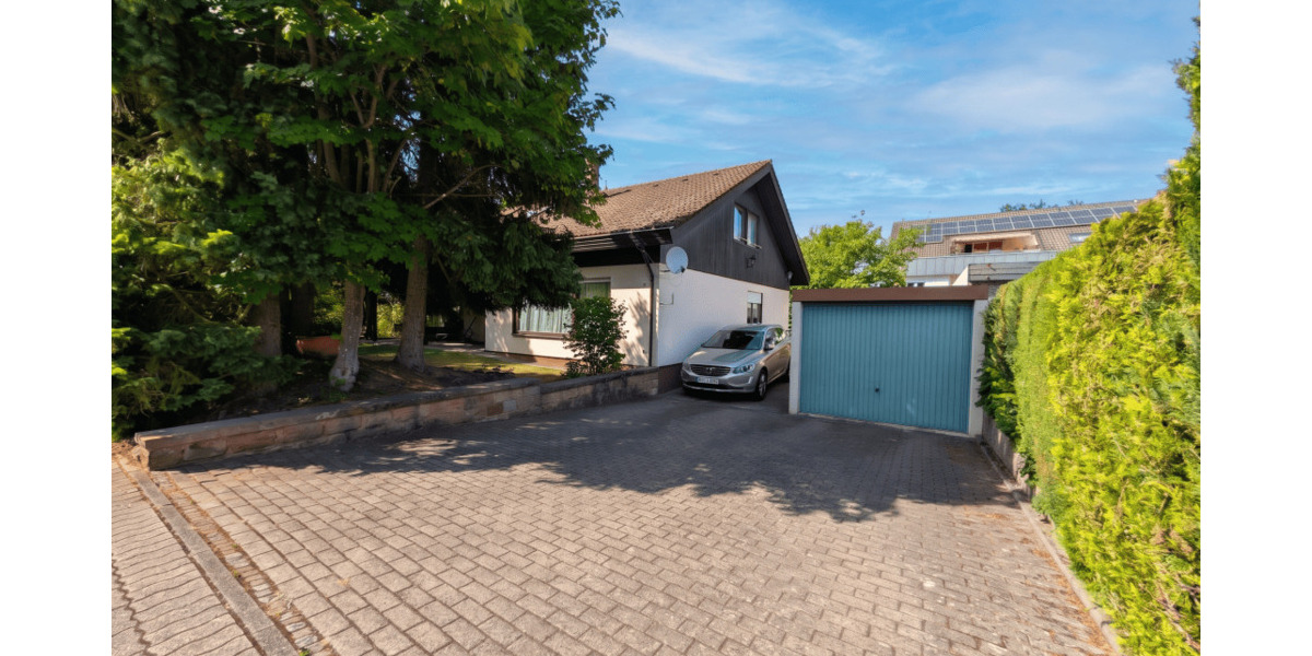 Einfamilienhaus Kaiserslautern Dansenberg - 7 Zimmer, 215 m&sup2;, 438.000&euro; | Angebot:26881480