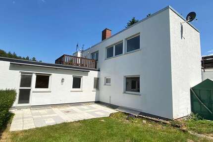 Haus Kaiserslautern Engelshof - 3 Zimmer, 133 m&sup2;, 1.750&euro; | Angebot:27249797