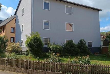 Haus Steinwenden - 5.5 Zimmer, 240 m&sup2;, 285.000&euro; | Angebot:24512444