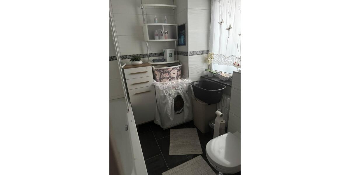 Einfamilienhaus Kaiserslautern Betzenberg - 8 Zimmer, 215 m&sup2;, 429.000&euro; | Angebot:26891569