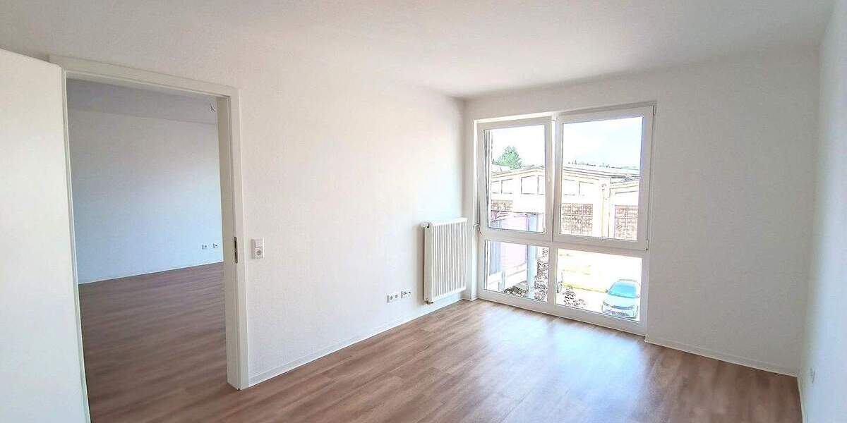 Etagenwohnung Kaiserslautern Innenstadt - 2 Zimmer, 69 m&sup2;, 900&euro; | Angebot:24725345