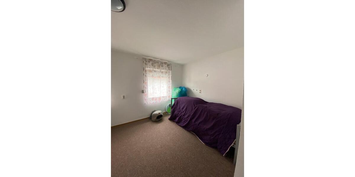 Einfamilienhaus Eisenberg (Pfalz) - 8 Zimmer, 167 m&sup2;, 2.000&euro; | Angebot:24673530