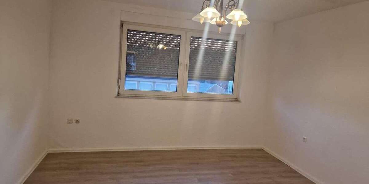 Wohnung zum Mieten in Pirmasens 285 € 40 m² 1 zimmer