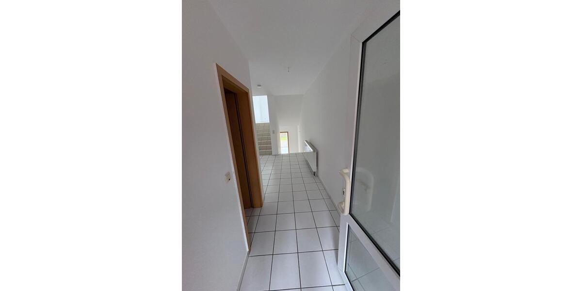 Terrassenwohnung Kaiserslautern Betzenberg - 4 Zimmer, 155 m&sup2;, 1.400&euro; | Angebot:25895057