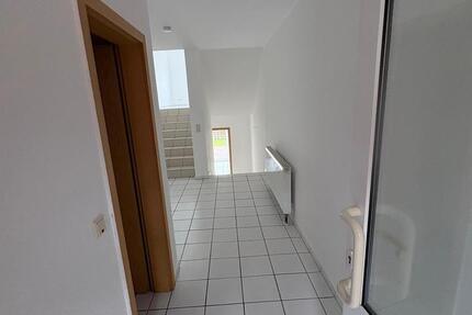 Wohnung Kaiserslautern Betzenberg - 4 Zimmer, 155 m&sup2;, 1.400&euro; | Angebot:25895057