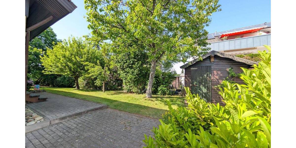 Einfamilienhaus Kaiserslautern Dansenberg - 7 Zimmer, 215 m&sup2;, 438.000&euro; | Angebot:26881480