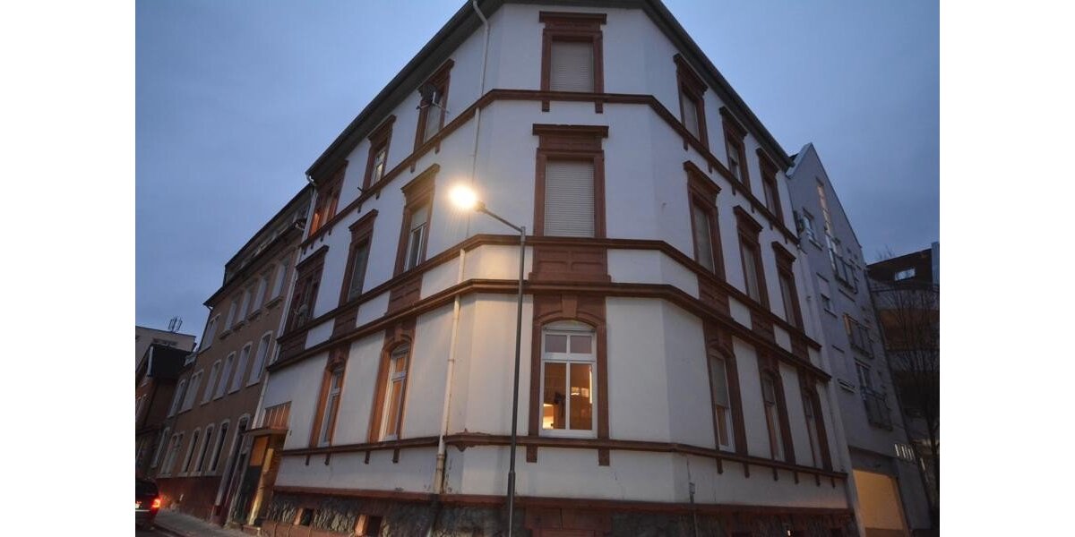 Eine wunderschoene Altbauwohnung in zentraler Stadtlage. - Erdgeschoßwohnung Neustadt Kernstadt | Angebot:20827926