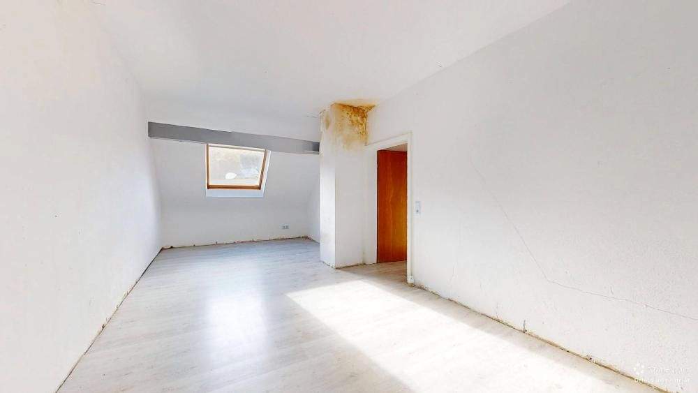 Mehrfamilienhaus, Wohnhaus Waldfischbach-Burgalben Burgalben - 7 Zimmer, 130 m&sup2;, 129.000&euro; | Angebot:25706019