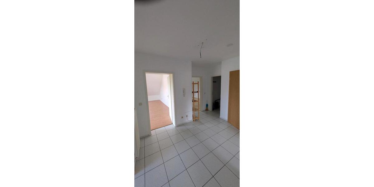 Dachgeschoßwohnung Steinbach am Donnersberg - 3 Zimmer, 72 m&sup2;, 120.000&euro; | Angebot:26644942