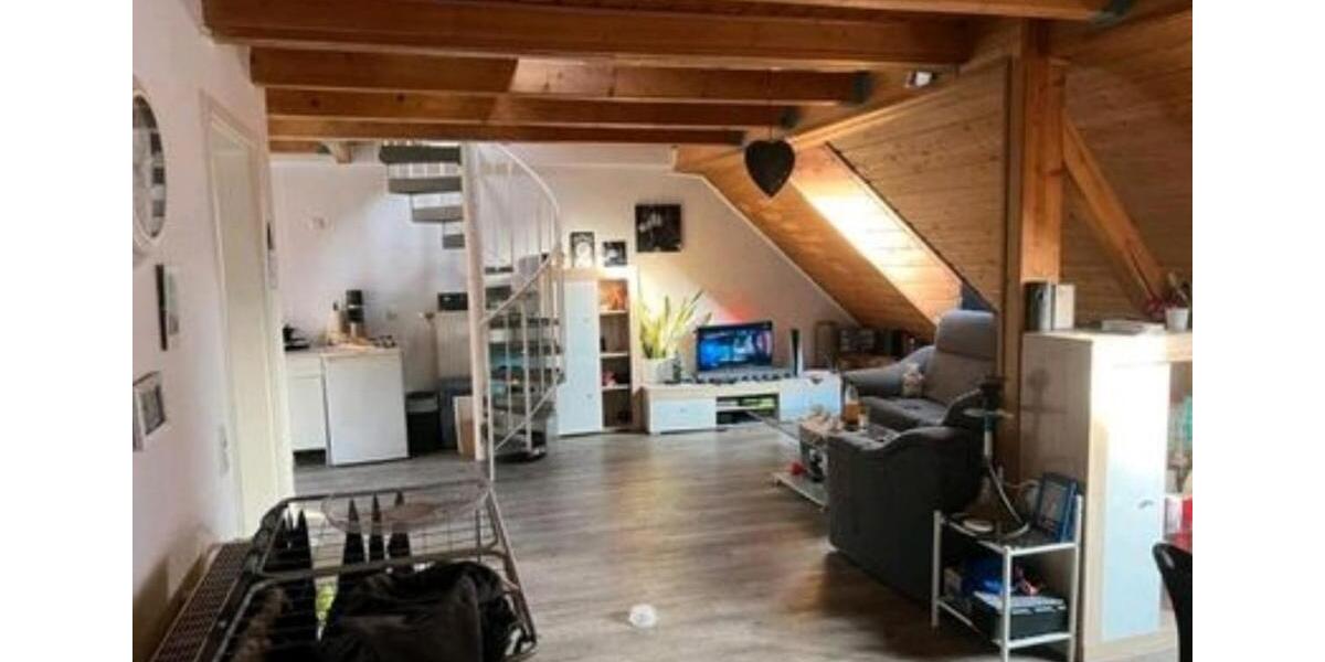 Dachgeschoßwohnung Pirmasens - 2 Zimmer, 65 m&sup2;, 450&euro; | Angebot:25320393
