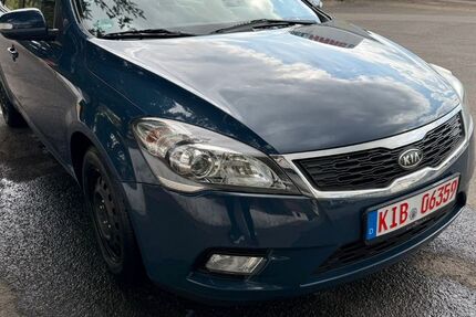 Kia ceed / Ceed 165.746 km 2.900 &euro; Dreisen 67816