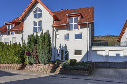 Großzügiges REH mit 2 Terrassen – Ihr neues Zuhause mit Potenzial vermietet zum 01.08..2026 - Haus Queidersbach | Angebot:21126704
