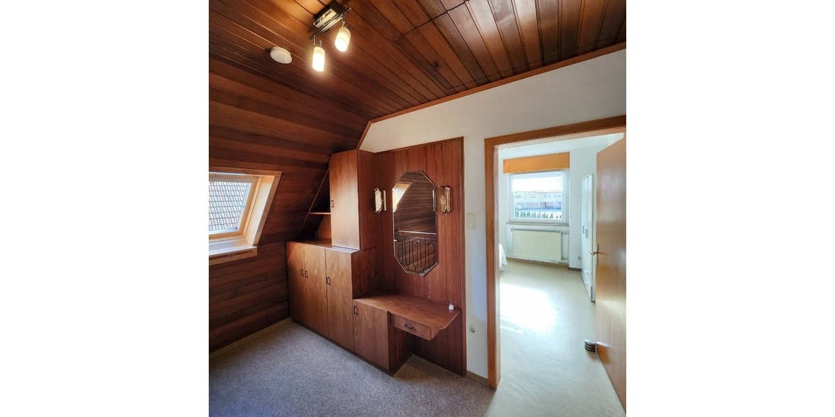 Einziehen & Wohlfühlen – Gepflegtes freistehendes 60er-Jahre-EFH mit Gartenparadies - Einfamilienhaus Thaleischweiler-Fröschen Fröschen | Angebot:25342461