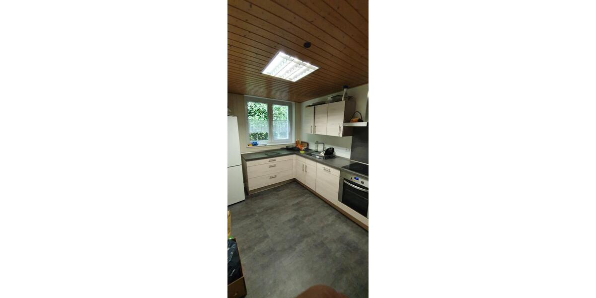 Erdgeschoßwohnung Kaiserslautern Engelshof - 4 Zimmer, 120 m&sup2;, 700&euro; | Angebot:24627503