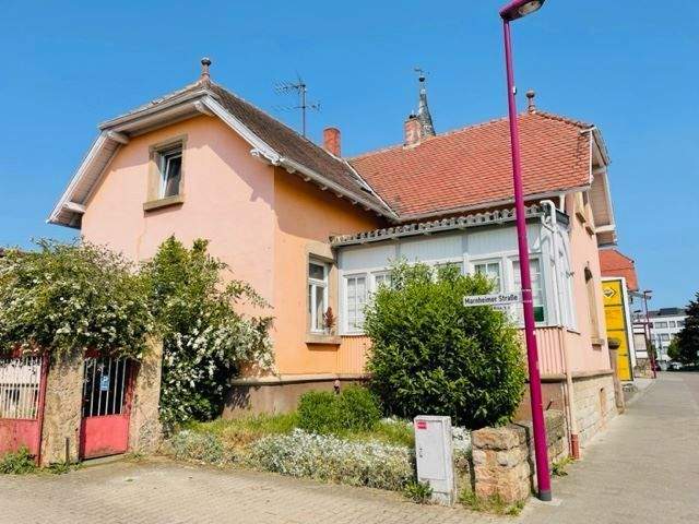 Mehrfamilienhaus, Wohnhaus Kirchheimbolanden - 6 Zimmer, 175 m&sup2;, 275.000&euro; | Angebot:25727114