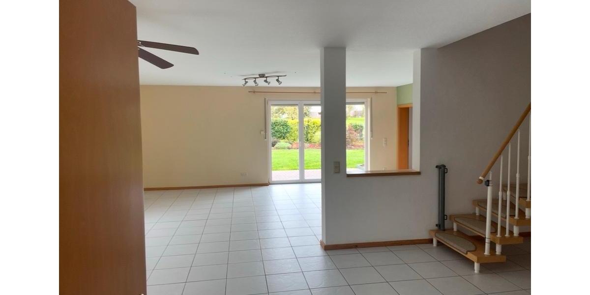 Einfamilienhaus Ramstein-Miesenbach Hütschenhausen - 6 Zimmer, 223 m&sup2;, 545.000&euro; | Angebot:25148265
