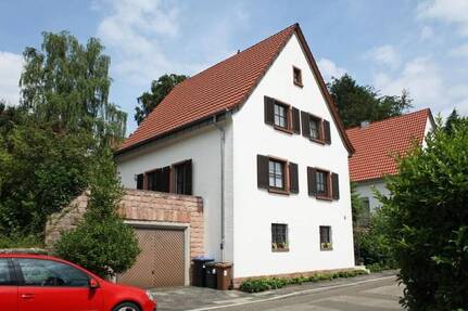 Kaiserslautern-Lämmchesberg - Stilvolles Einfamilienhaus mit großzügigem Garten in Südwest-Lage