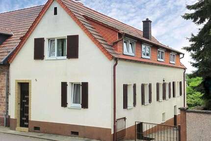 Haus Kaiserslautern Einsiedlerhof - 6 Zimmer, 158 m&sup2;, 249.000&euro; | Angebot:26645413