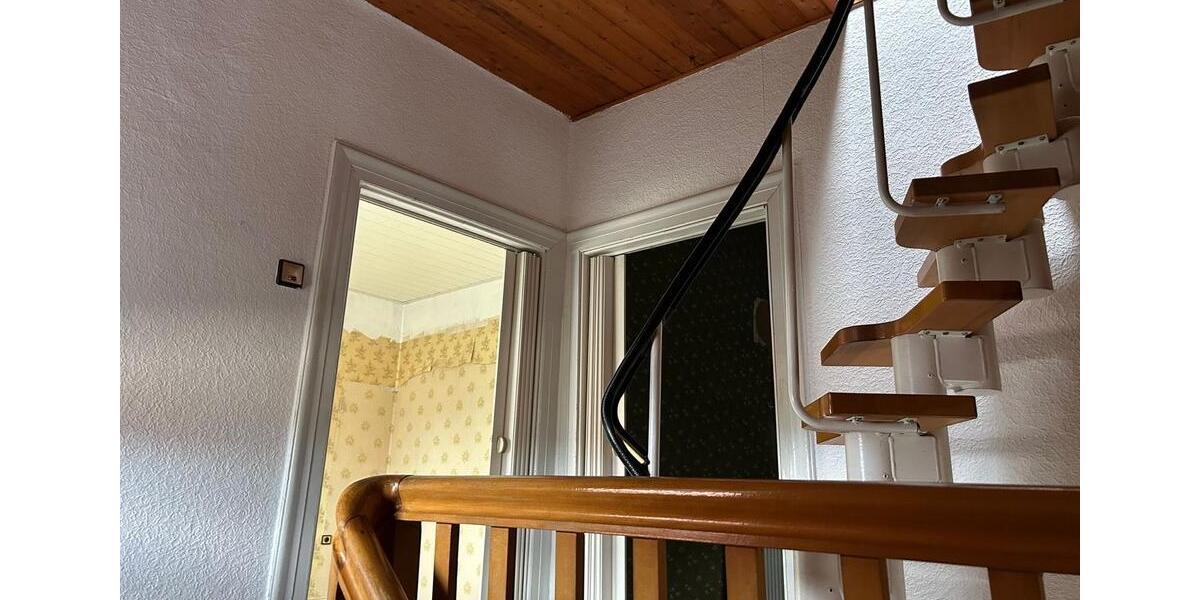 Einfamilienhaus Hermersberg - 6 Zimmer, 94 m&sup2;, 180.000&euro; | Angebot:26103828