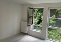 Ein Zimmer Apartment uni Nähe