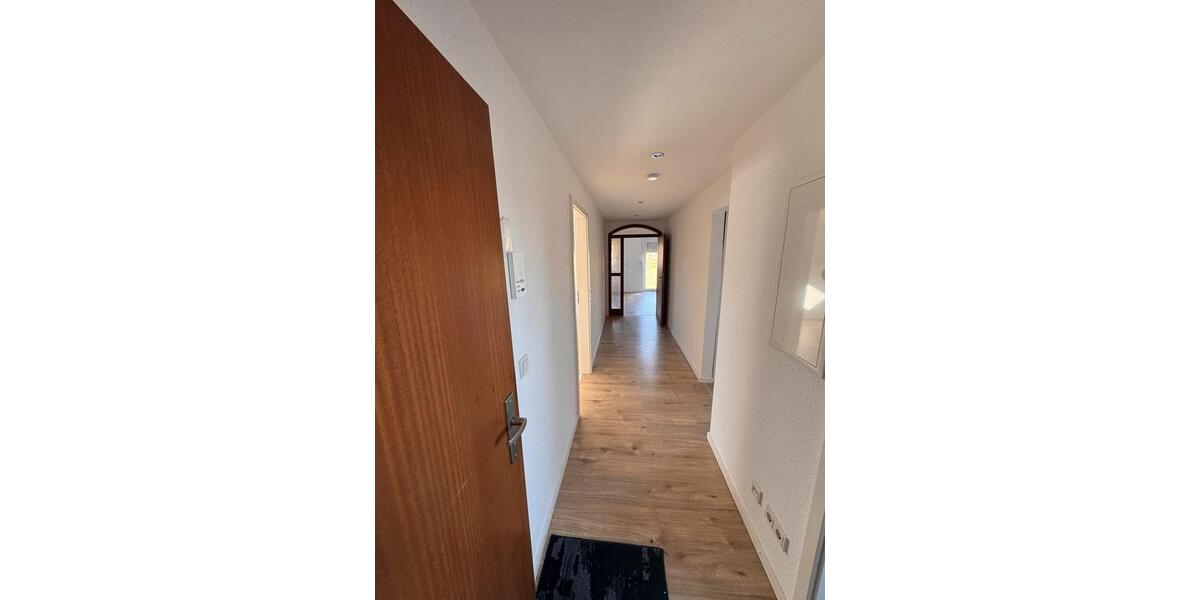 Dachgeschoßwohnung Mackenbach - 2 Zimmer, 67 m&sup2;, 900&euro; | Angebot:26271418