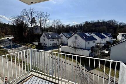 Wohnung Kaiserslautern Innenstadt - 2 Zimmer, 71 m&sup2;, 990&euro; | Angebot:26862658