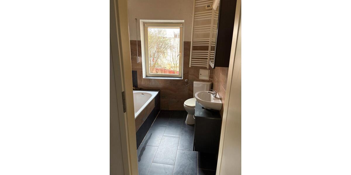 Erdgeschoßwohnung Pirmasens - 1 Zimmer, 40 m&sup2;, 420&euro; | Angebot:26445722