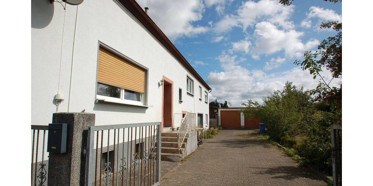 Mehrfamilienhaus, Wohnhaus Mehlingen - 9 Zimmer, 180 m&sup2;, 289.000&euro; | Angebot:23921845