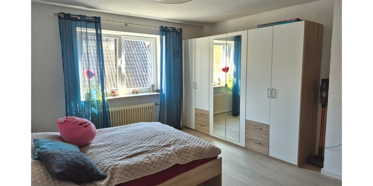 Großzügiges Wohnen für zwei Generationen: Poolbereich mit Poolbar & barrierefreiem EG - Zweifamilienhaus Katzweiler | Angebot:24408767