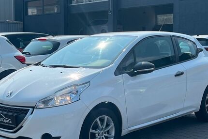 Peugeot 208 98.000 km 4.999 &euro; Kirchheimbolanden 67292