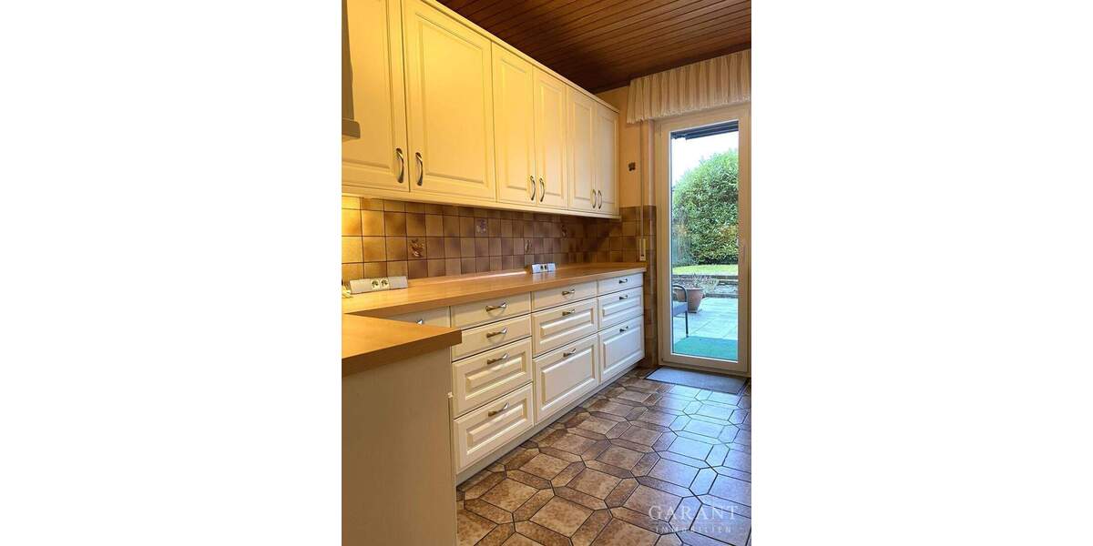 Mehrfamilienhaus, Wohnhaus Rodalben - 7 Zimmer, 240 m&sup2;, 420.000&euro; | Angebot:25707696